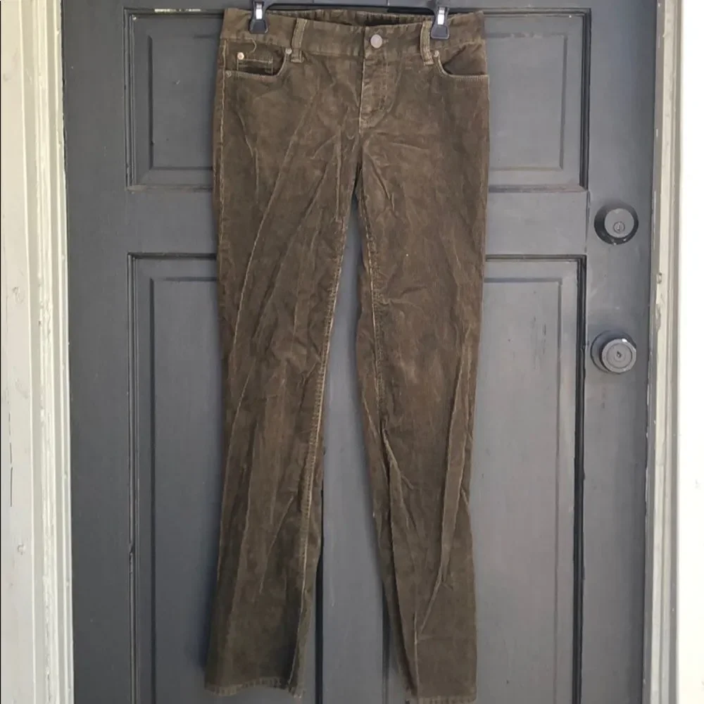 J. Crew‎ Favorite Fit Corduroys